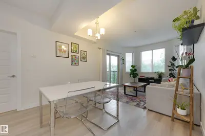 Interior photo 2 of #302 8730 82 AV NW
