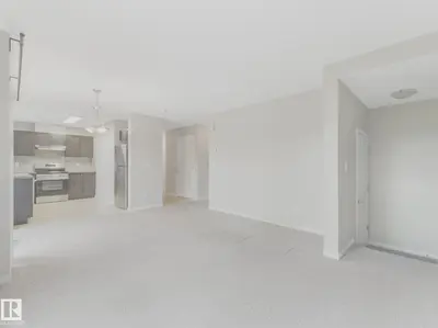 Interior photo 2 of #7 11 CLOVER BAR LN