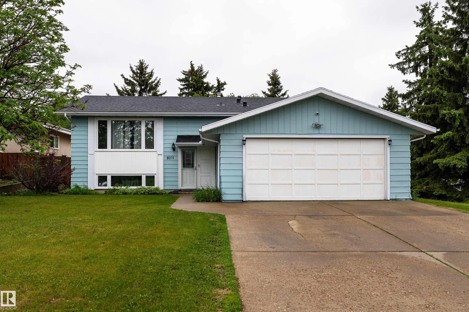 8011 44 AV NW, Edmonton - 5 bedroom Detached Single Family for sale