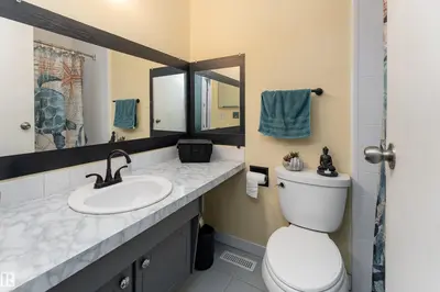 Interior photo 4 of 8011 44 AV NW