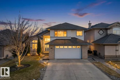 10807 6 AV SW SW, Edmonton - $674,900