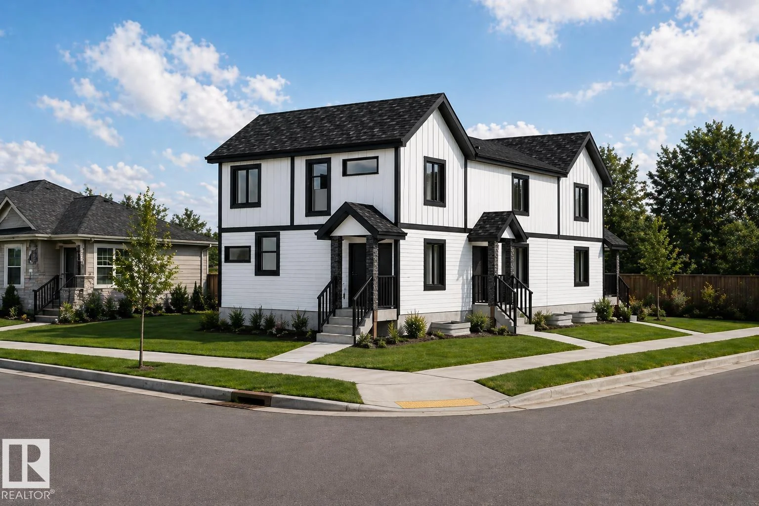 , Edmonton - 9 bedroom Triplex for sale