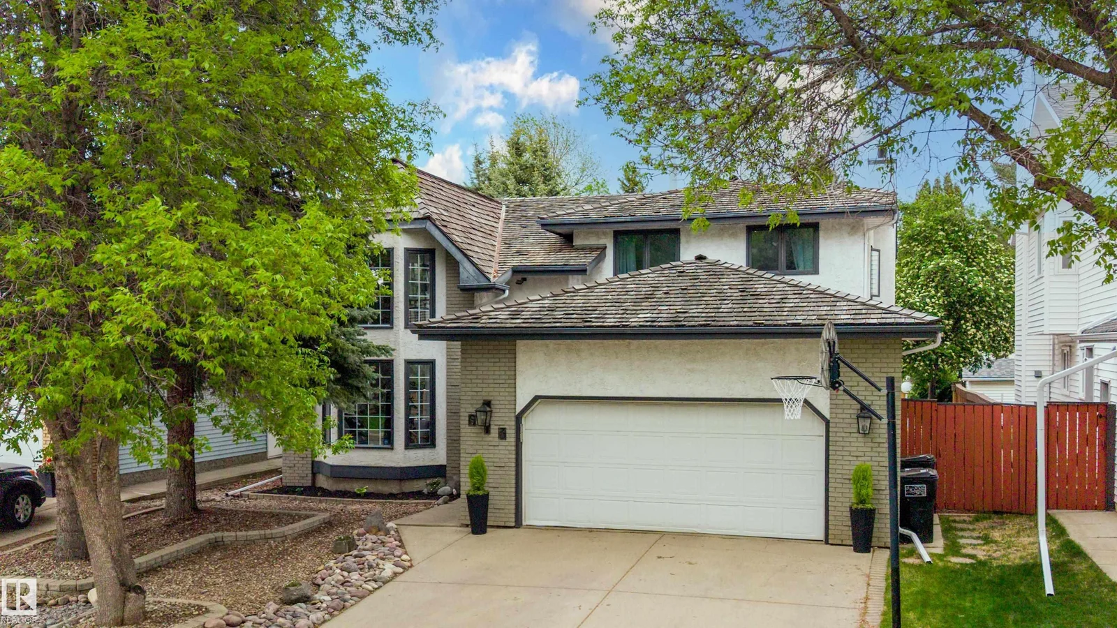 613 HENDERSON ST NW, Edmonton - 4 bedroom Detached Single Family for sale