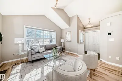 Interior photo 2 of 1520 70 ST SW