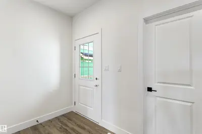 Interior photo 1 of 58 MEADOWGROVE LD