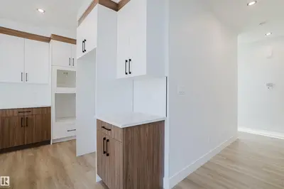 Interior photo 3 of 52 MEADOWGROVE LD