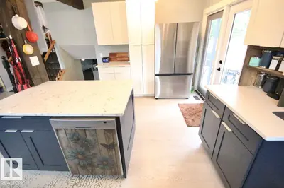 Interior photo 3 of 19036 72A AV NW