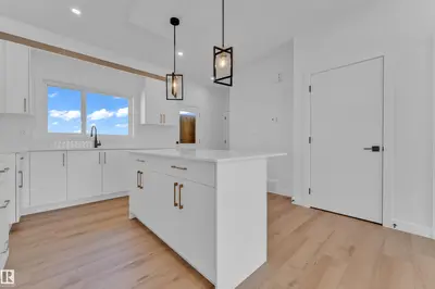 Interior photo 2 of 177 Graybriar DR