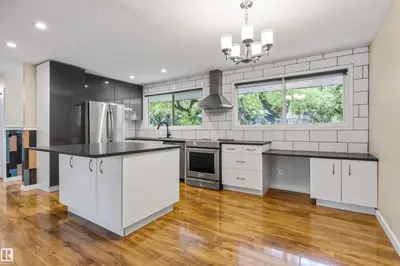 Interior photo 3 of 19 GREENWICH CR