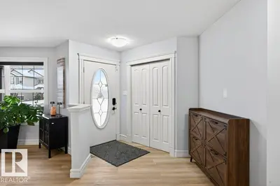 Interior photo 1 of 24 HICKORY TR