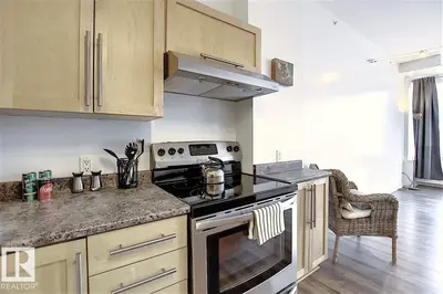 Interior photo 3 of #503 10106 105 ST NW