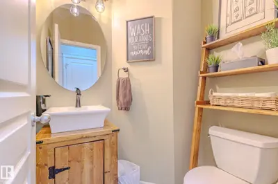 Interior photo 2 of 7207 14A AV SW