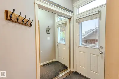 Interior photo 3 of 7207 14A AV SW