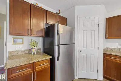 Interior photo 2 of 3972 MCMULLEN GREEN GR SW
