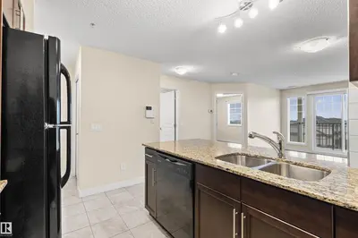 Interior photo 3 of #2302 4 AUGUSTINE CR
