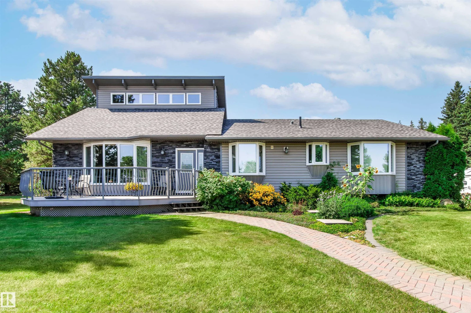 35 24213 TWP ROAD 554, Rural Sturgeon County - 4 bedroom Detached Single Family for sale