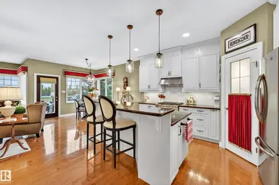 Interior photo 2 of 5465 THIBAULT WD NW