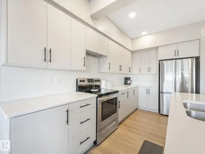 Interior photo 4 of #14 50 EDINBURGH CRT