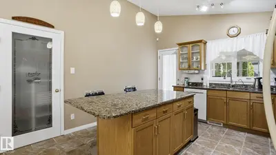 Interior photo 2 of 856 Graham Wynd NW