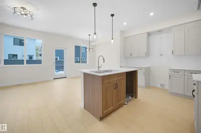 Interior photo 4 of 2540 211 ST NW