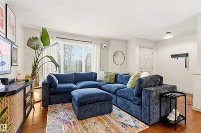 Interior photo 4 of 14807 141 ST NW