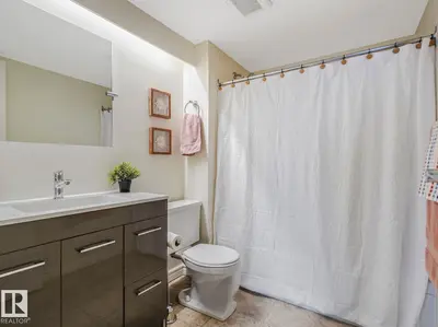 Interior photo 2 of #806 10149 SASKATCHEWAN DR NW