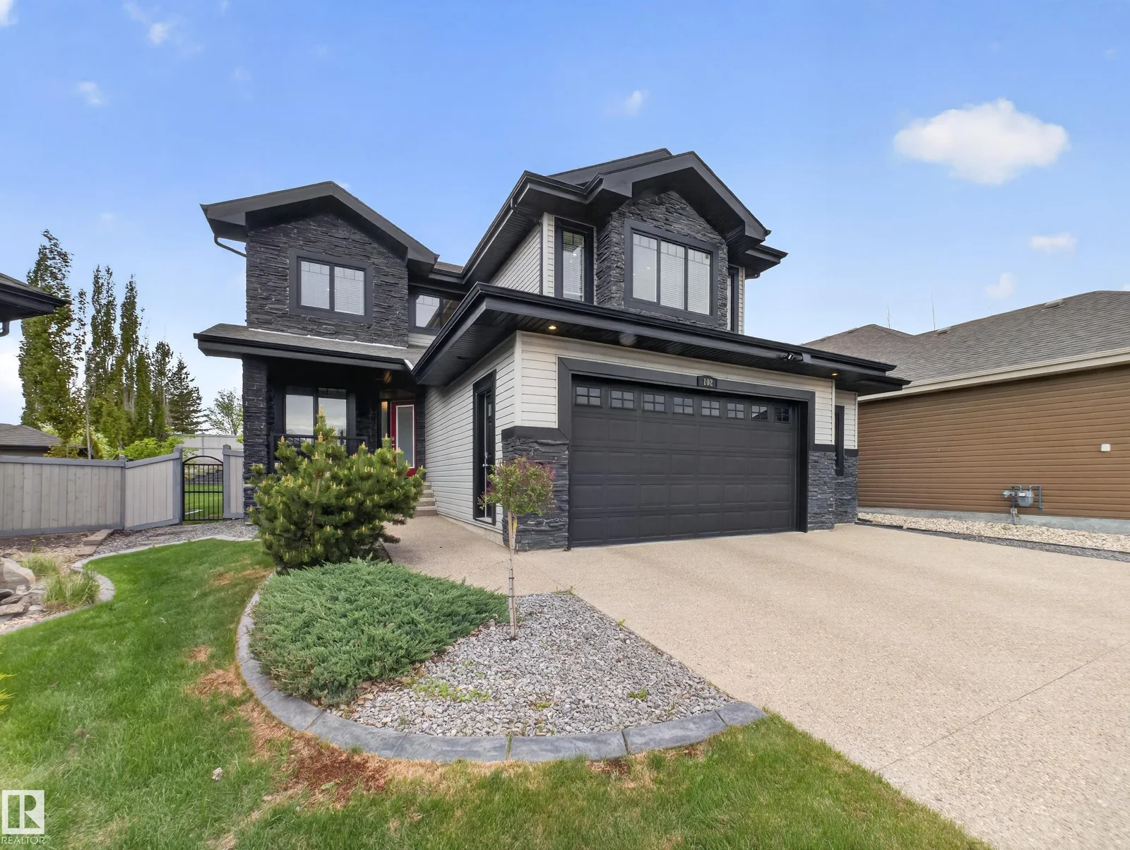 102 Lacombe DR, St. Albert - 4 bedroom Detached Single Family for sale