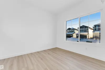 Interior photo 2 of 1224 14 AV NW NW
