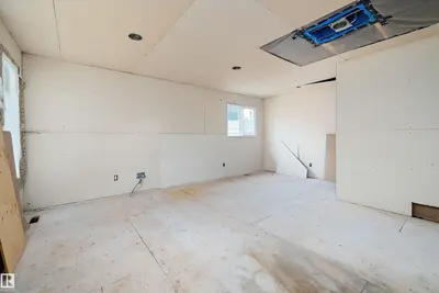 Interior photo 1 of 81 NOOTKA RD