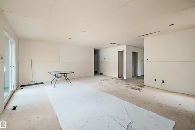 Interior photo 4 of 81 NOOTKA RD