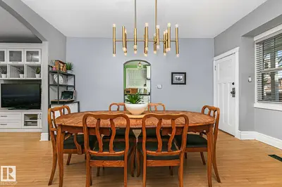 Interior photo 3 of 10823 125 ST NW