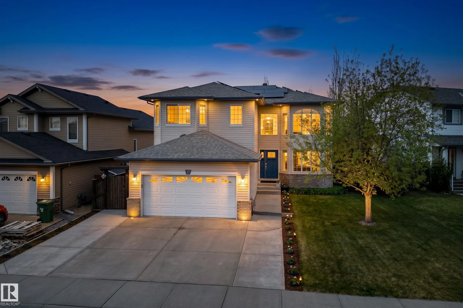 17 CARRIERE CR, Beaumont - 5 bedroom Detached Single Family for sale