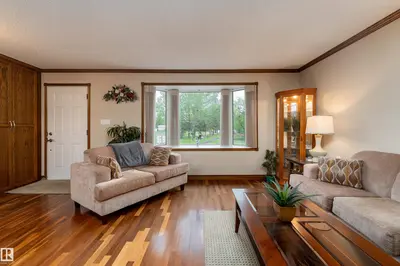 Interior photo 3 of 9906 99 ST