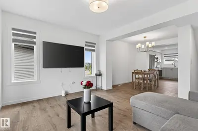 Interior photo 1 of #44 1025 SECORD PM NW