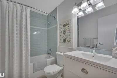 Interior photo 3 of 60 CORINTHIA DR
