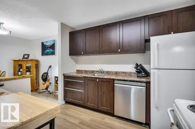 Interior photo 3 of #107 70 WOODLANDS RD