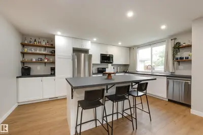 Interior photo 2 of 29 CHUNGO DR