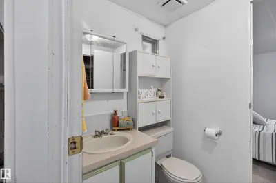 Interior photo 3 of 21 Willowdale DR SE