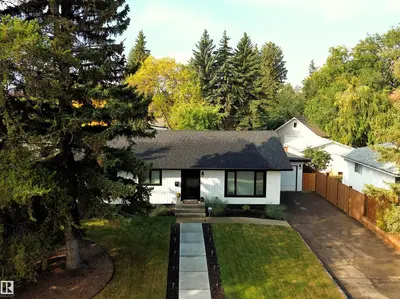 Interior photo 1 of 8604 142 ST NW