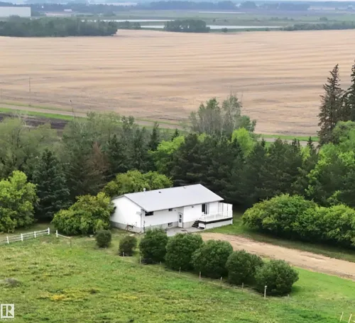 234077 B TWP ROAD 463, Rural Wetaskiwin County - $525,000