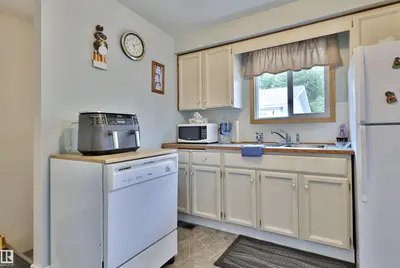Interior photo 2 of 144 CAMERON CR