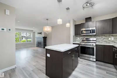 Interior photo 2 of 2914 18A AV NW