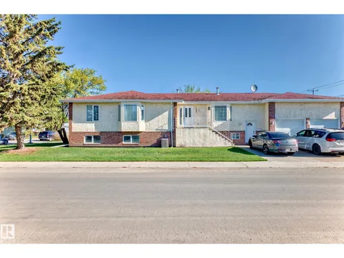 15330 99 AV NW, Edmonton - $669,900