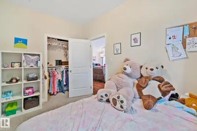 Interior photo 4 of 9833 153 ST NW NW