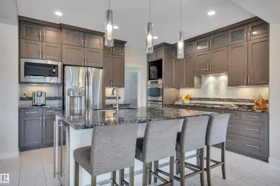 Interior photo 3 of 186 SHEPPARD CI