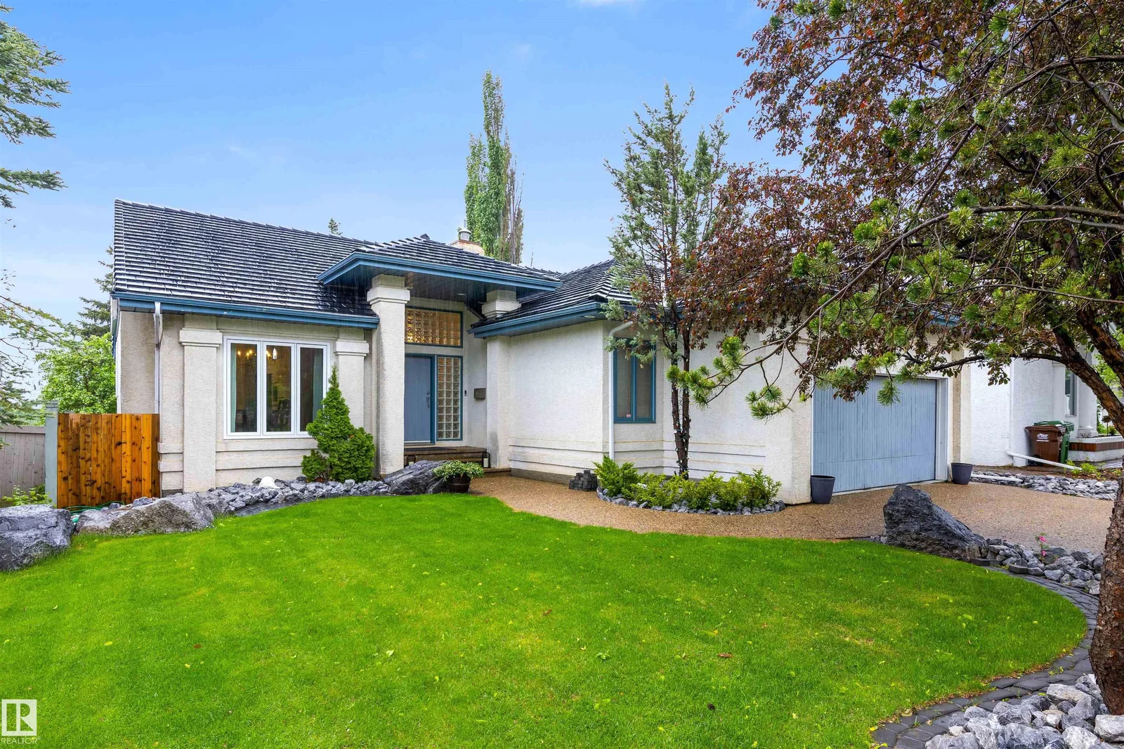 10 EVEREST CR, St. Albert - 5 bedroom Residential Attached for sale