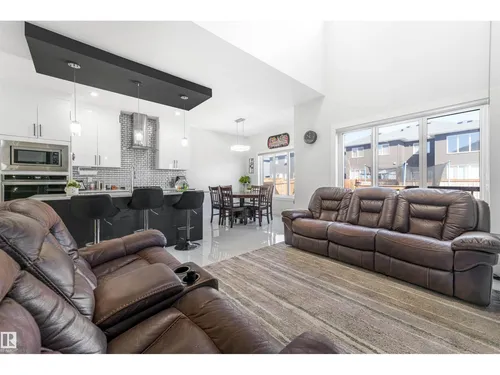 16212 32 AV SW, Edmonton - $624,900
