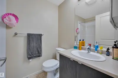 Interior photo 2 of #216 340 WINDERMERE RD NW