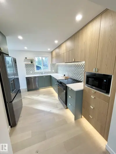 Interior photo 2 of 8516 64 AV NW