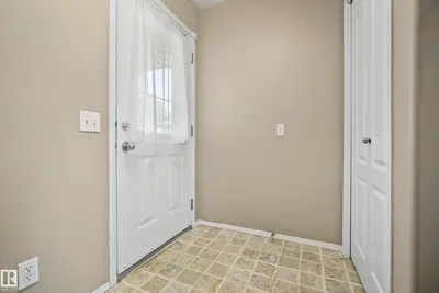 Interior photo 2 of 23 ENGLISH WY